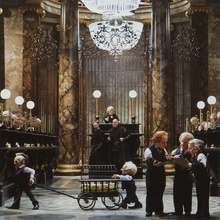 Книга на английском языке "Jody Revenson: Harry Potter. Diagon Alley. Movie Scrapbook",  Illustr.